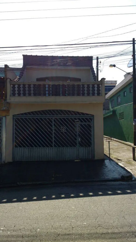 Sobrado, 3 quartos, 179 m² - Foto 1