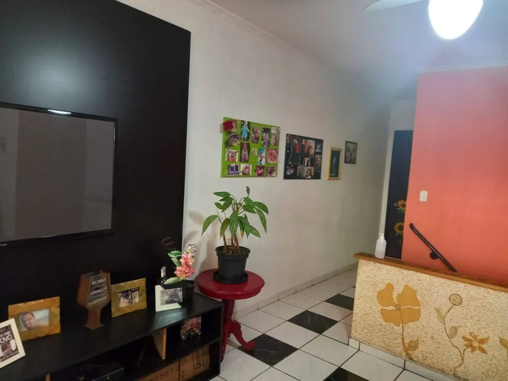 Casa, 3 quartos, 180 m² - Foto 1
