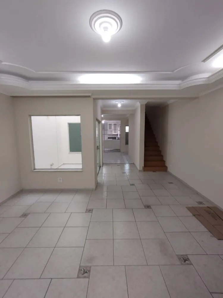 Sobrado, 3 quartos, 225 m² - Foto 4