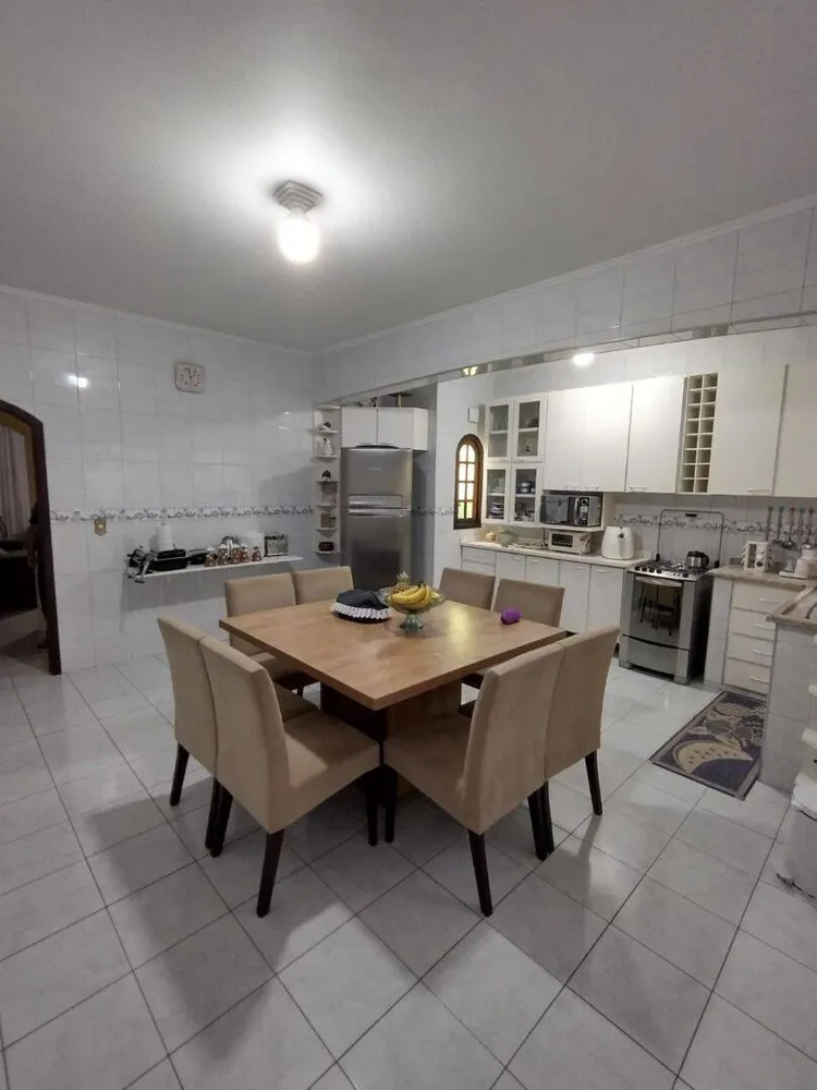 Sobrado, 3 quartos, 209 m² - Foto 5
