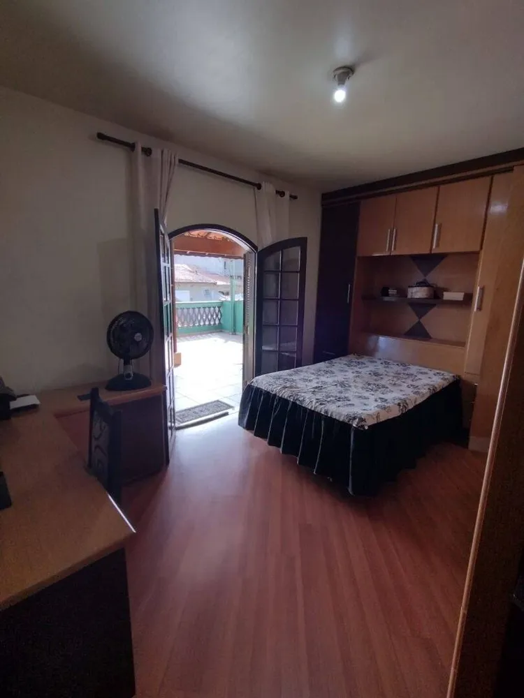 Sobrado, 3 quartos, 209 m² - Foto 2