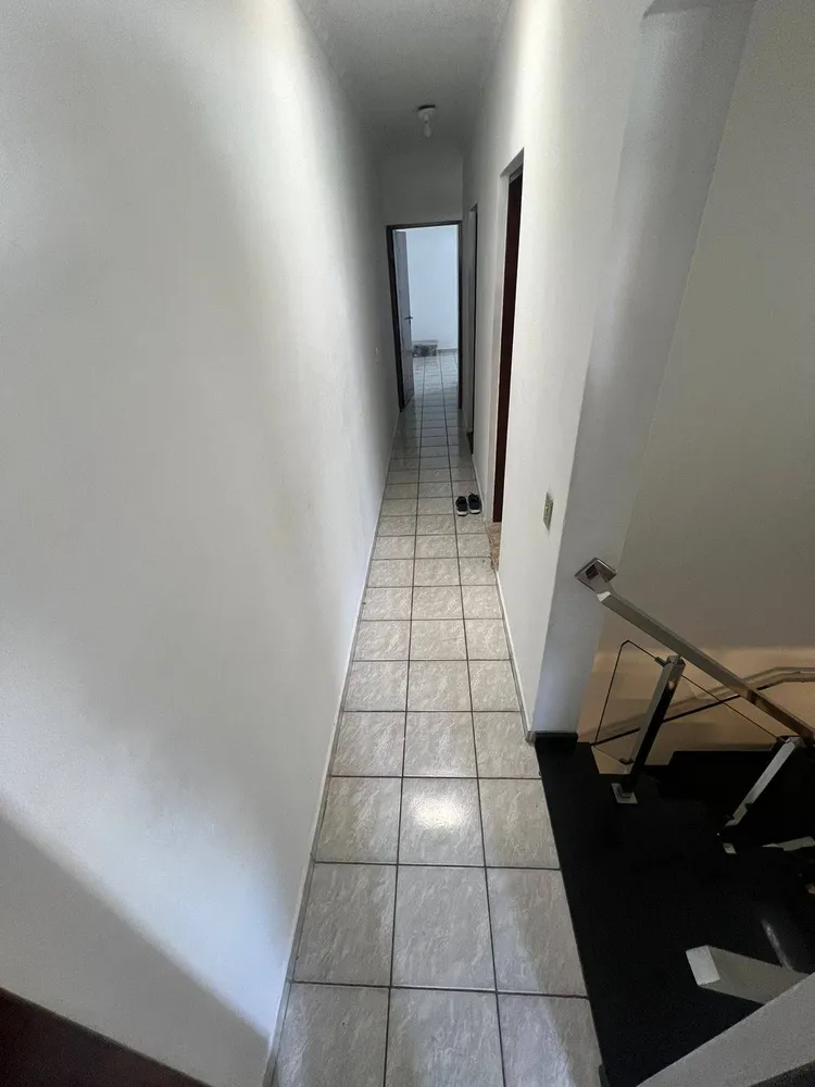 Sobrado, 3 quartos, 215 m² - Foto 1