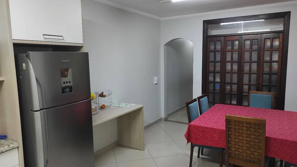 Casa, 4 quartos, 270 m² - Foto 3