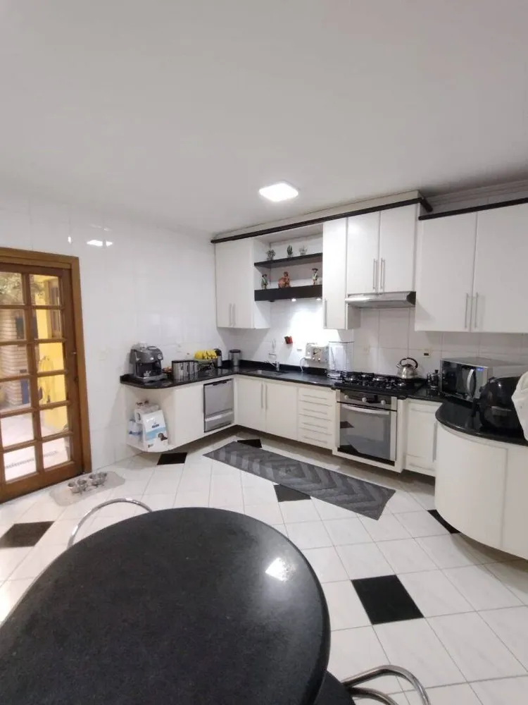 Sobrado, 3 quartos, 214 m² - Foto 3