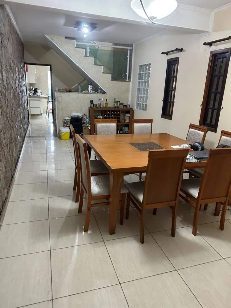 Sobrado, 3 quartos, 282 m² - Foto 1