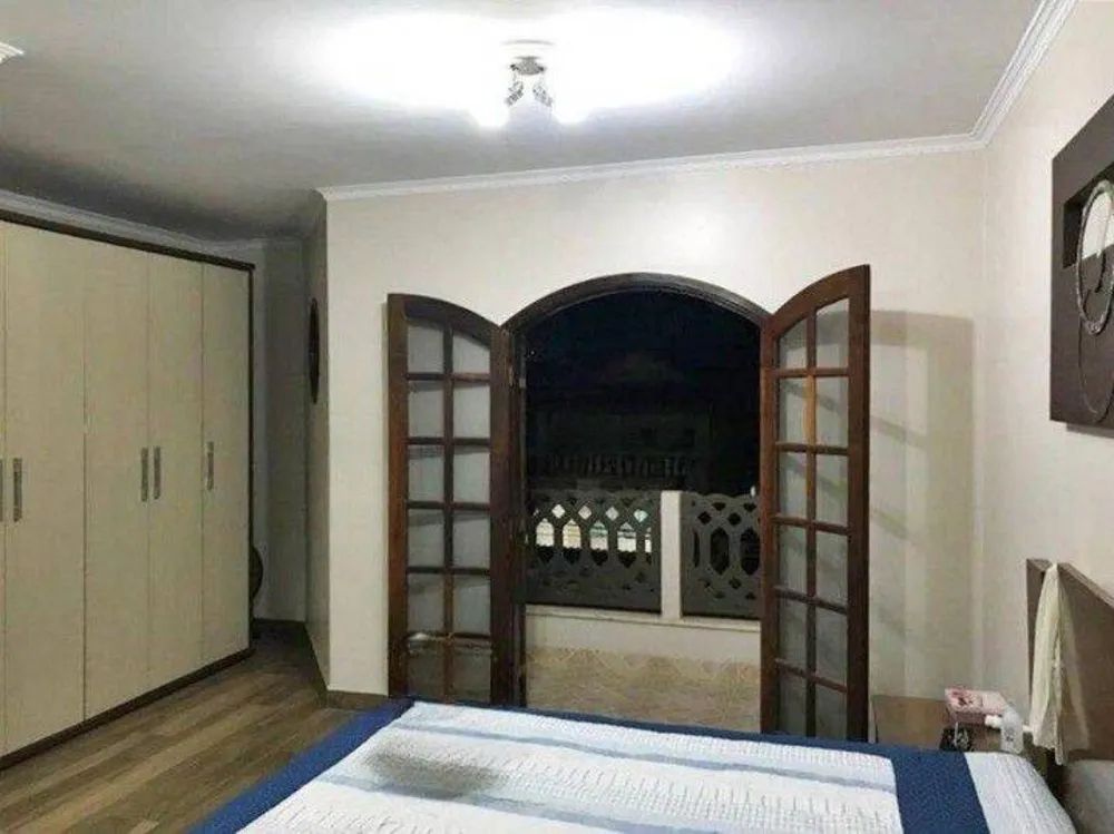 Sobrado, 3 quartos, 250 m² - Foto 1