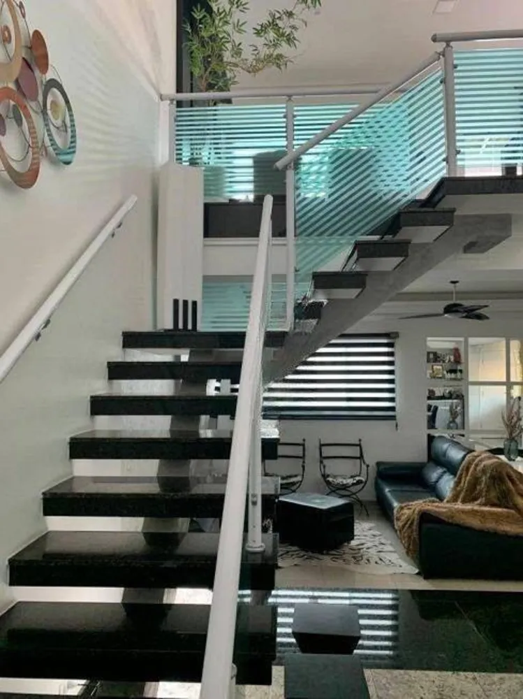 Cobertura, 3 quartos, 300 m² - Foto 1