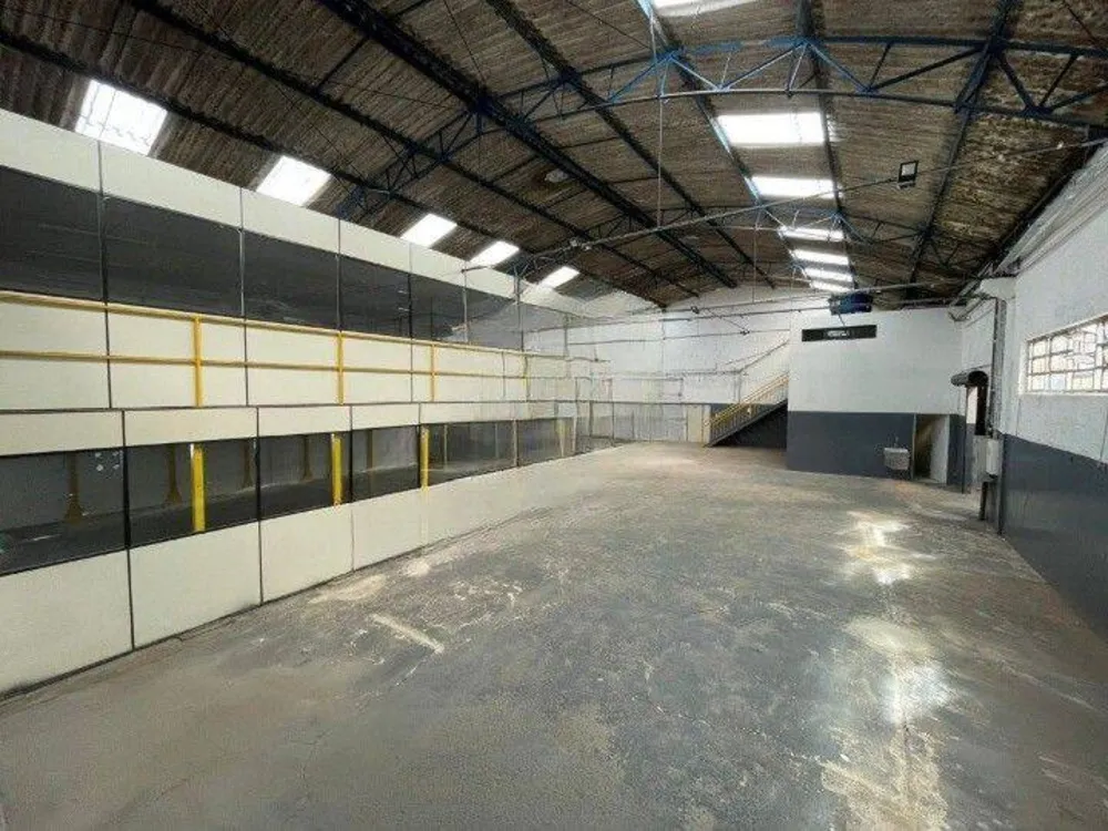 Depósito-Galpão, 1060 m² - Foto 2