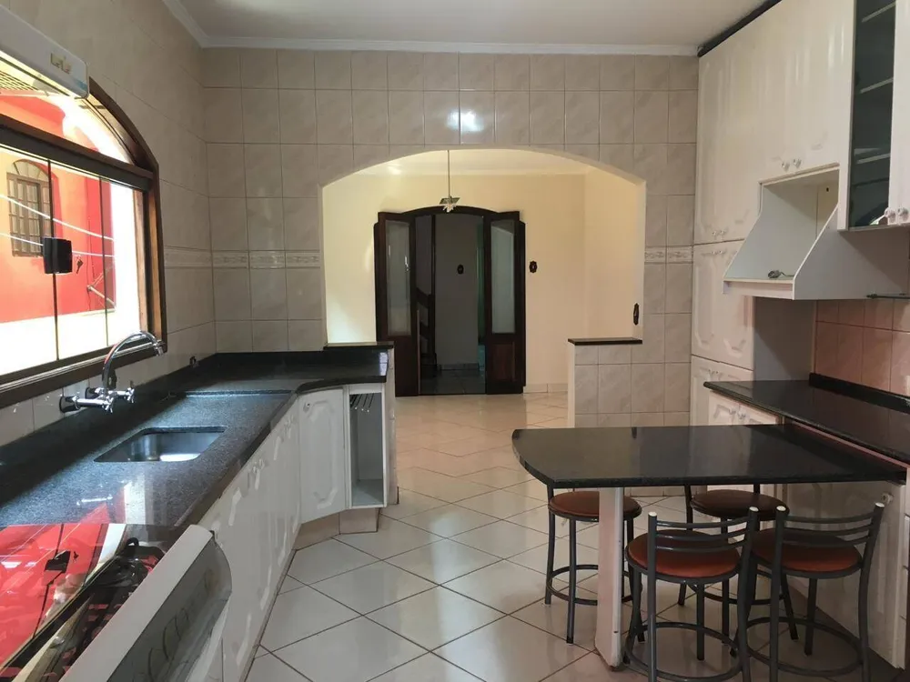 Sobrado, 3 quartos, 300 m² - Foto 4