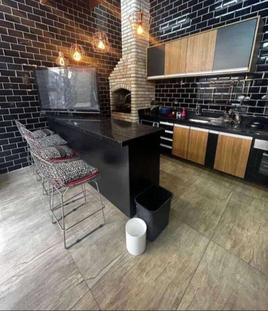 Sobrado, 3 quartos, 200 m² - Foto 3