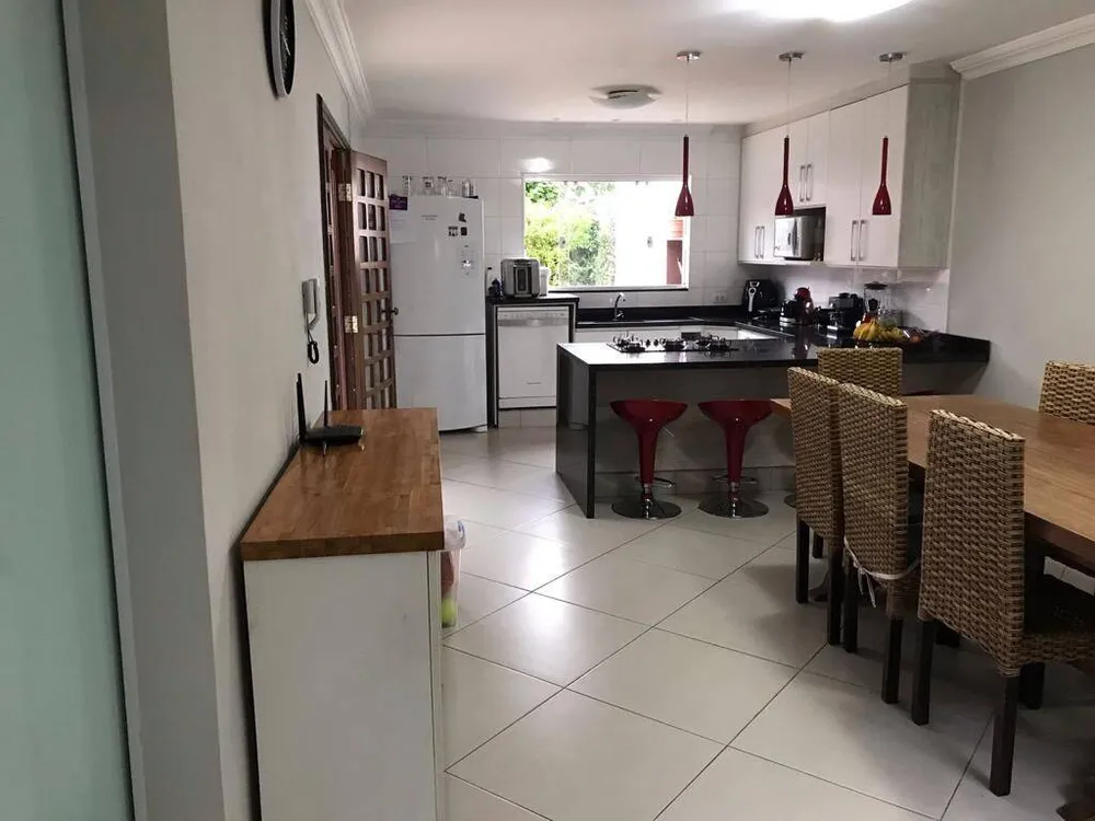 Casa, 3 quartos, 269 m² - Foto 4