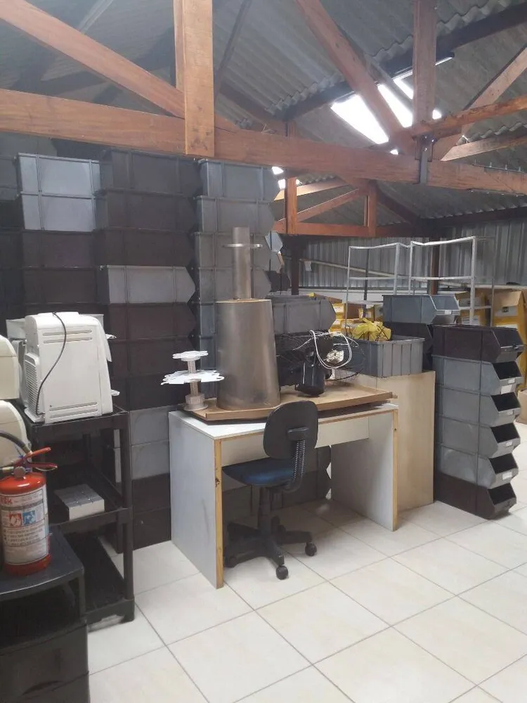 Loja-Salão, 1755 m² - Foto 2