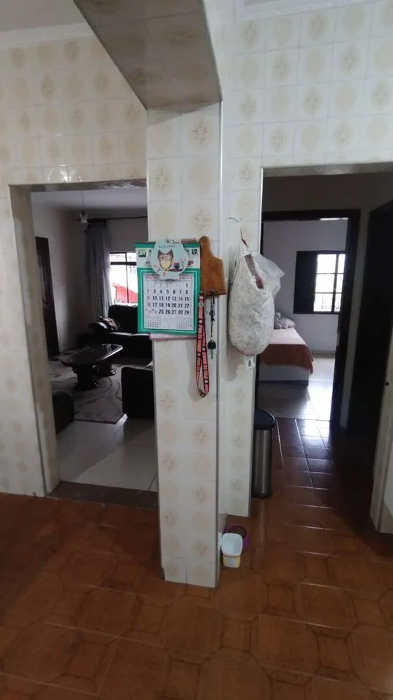 Casa, 5 quartos, 227 m² - Foto 4