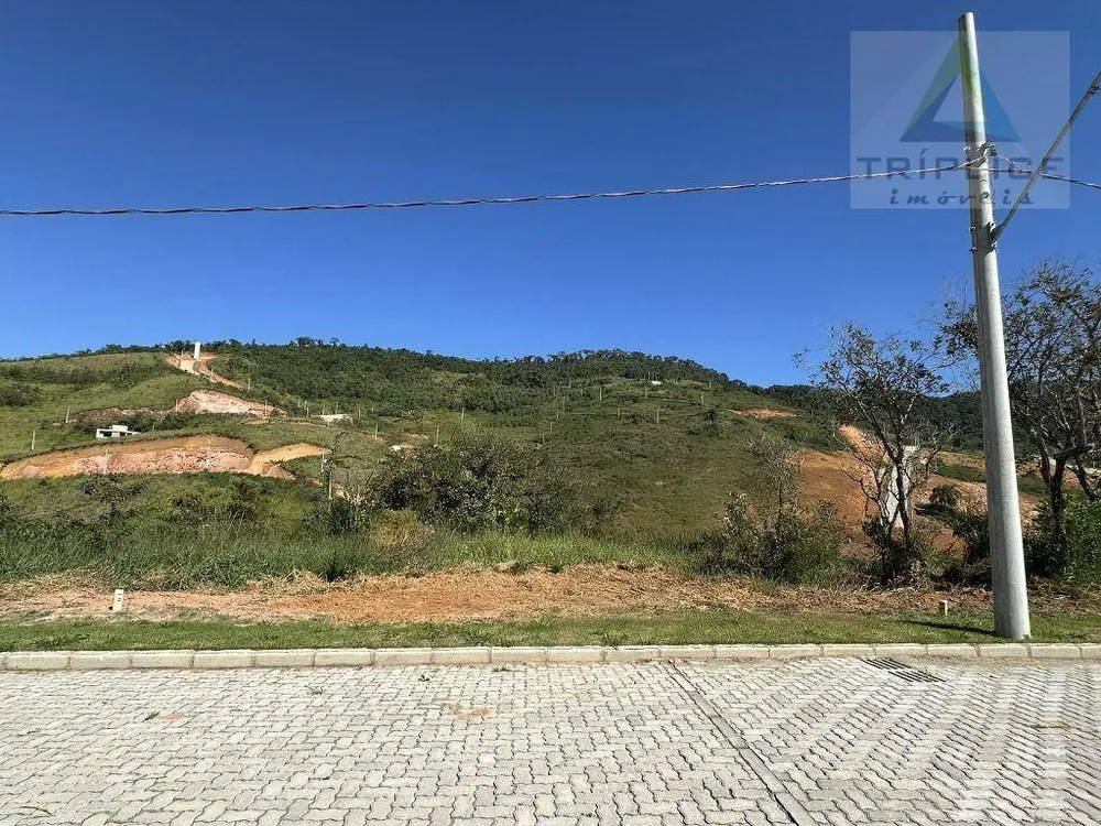 Loteamento e Condomínio, 840 m² - Foto 1