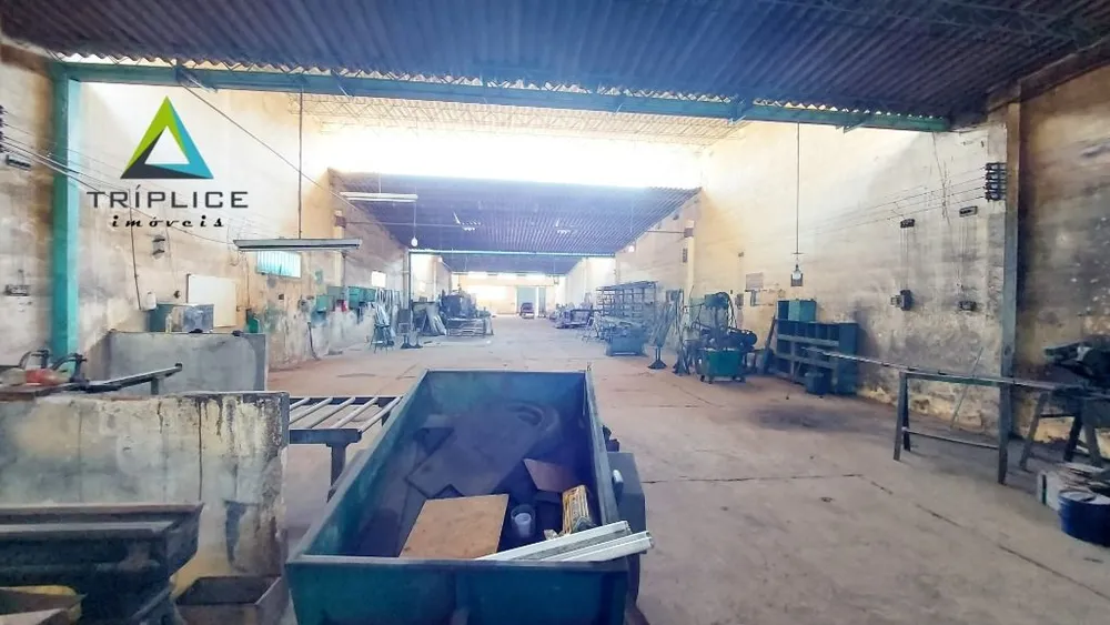 Depósito-Galpão, 1400 m² - Foto 1