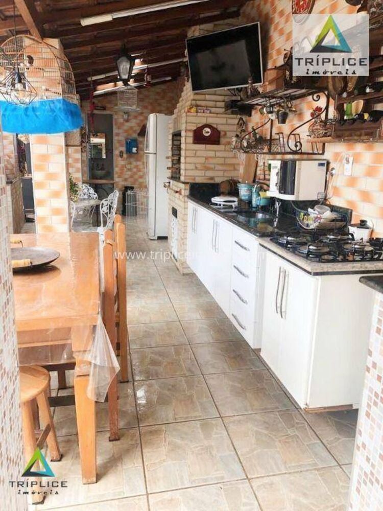 Casa, 3 quartos, 172 m² - Foto 3