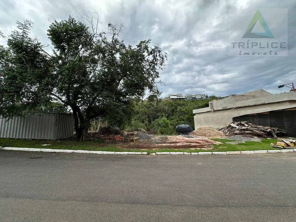 Loteamento e Condomínio, 732 m² - Foto 2