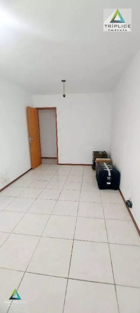 Apartamento à venda com 2 quartos, 66m² - Foto 3