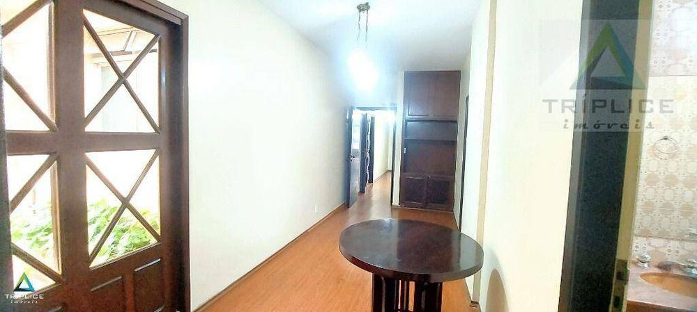 Apartamento à venda com 4 quartos, 241m² - Foto 4
