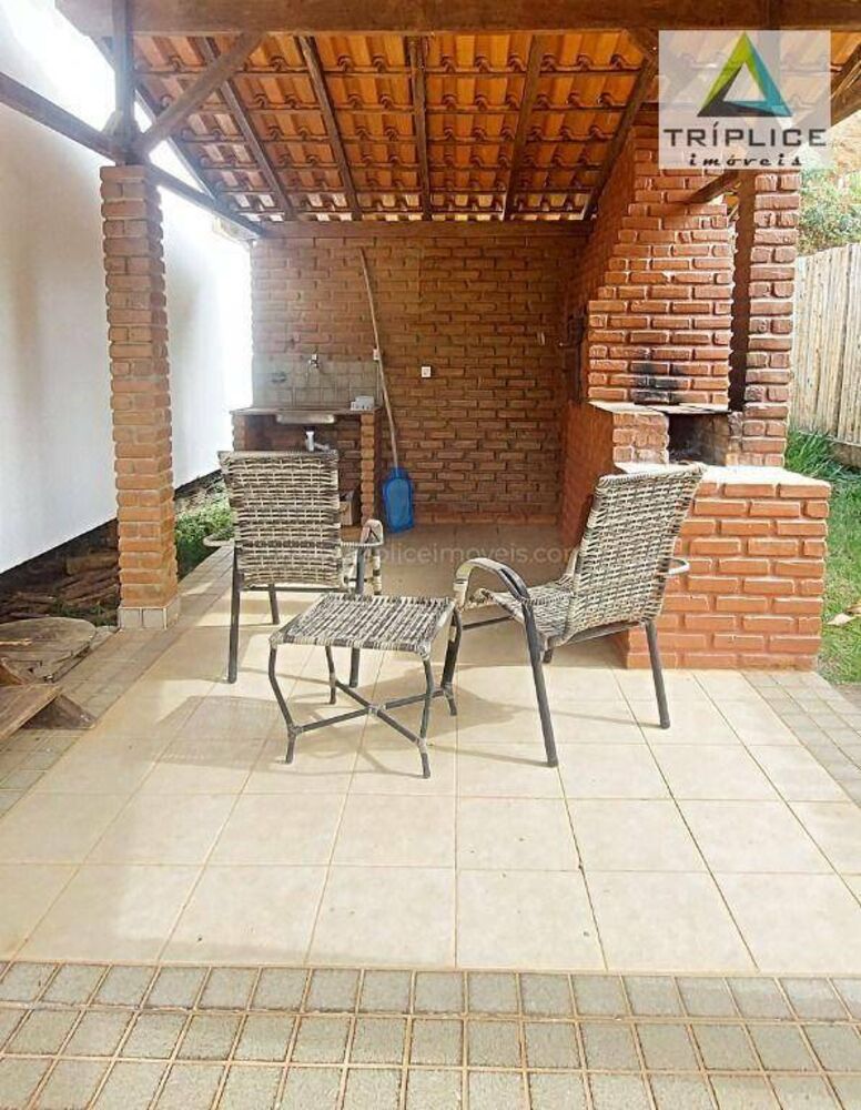 Chácara à venda com 2 quartos, 143m² - Foto 4