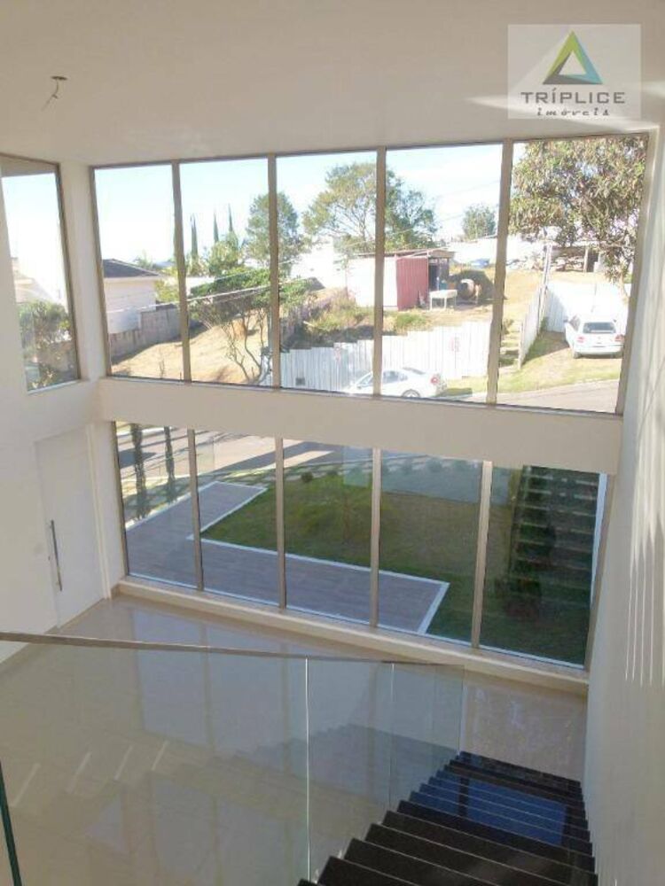 Casa de Condomínio à venda com 3 quartos, 520m² - Foto 4