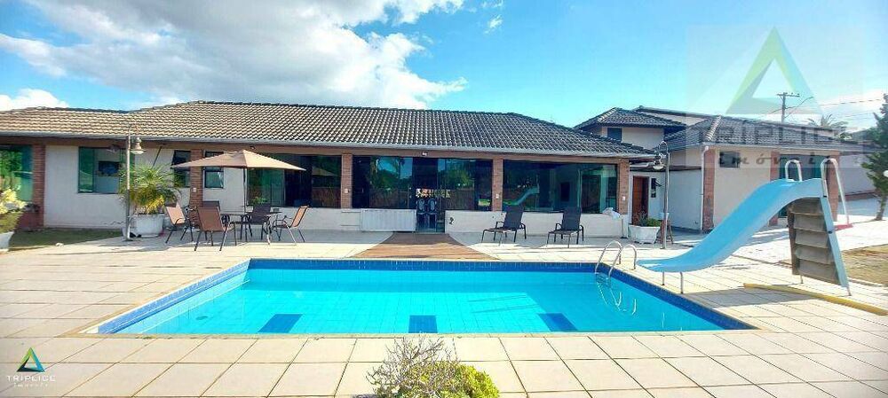 Casa de Condomínio à venda com 3 quartos, 182m² - Foto 1