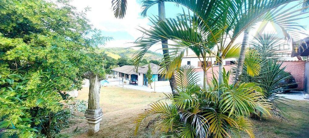 Casa de Condomínio à venda com 3 quartos, 182m² - Foto 2