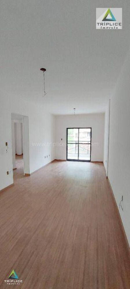 Apartamento à venda com 2 quartos, 65m² - Foto 3