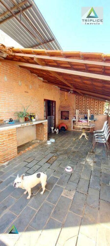 Casa, 3 quartos, 165 m² - Foto 2