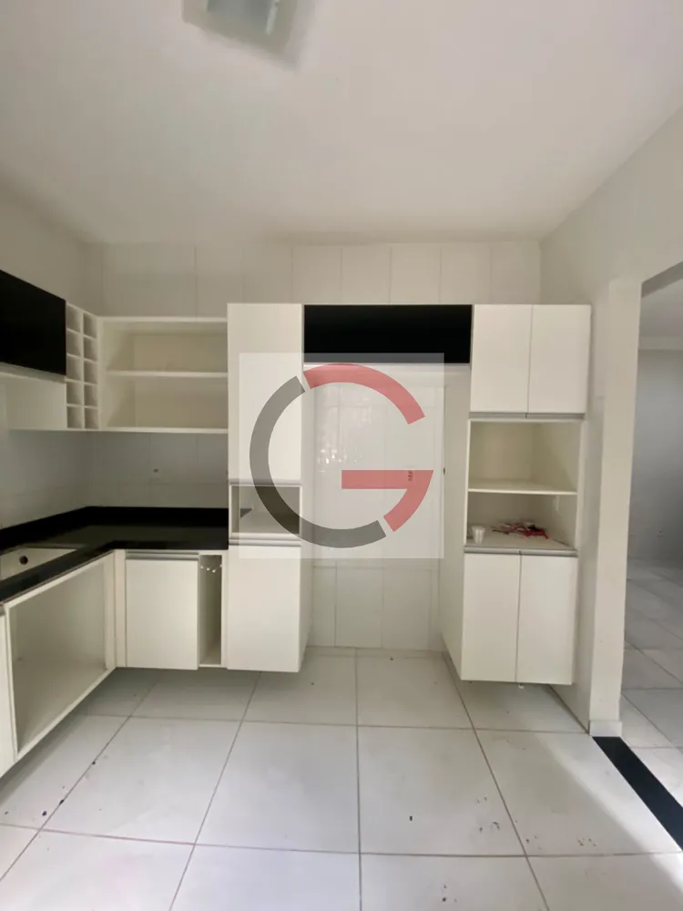 Casa, 4 quartos, 210 m² - Foto 6