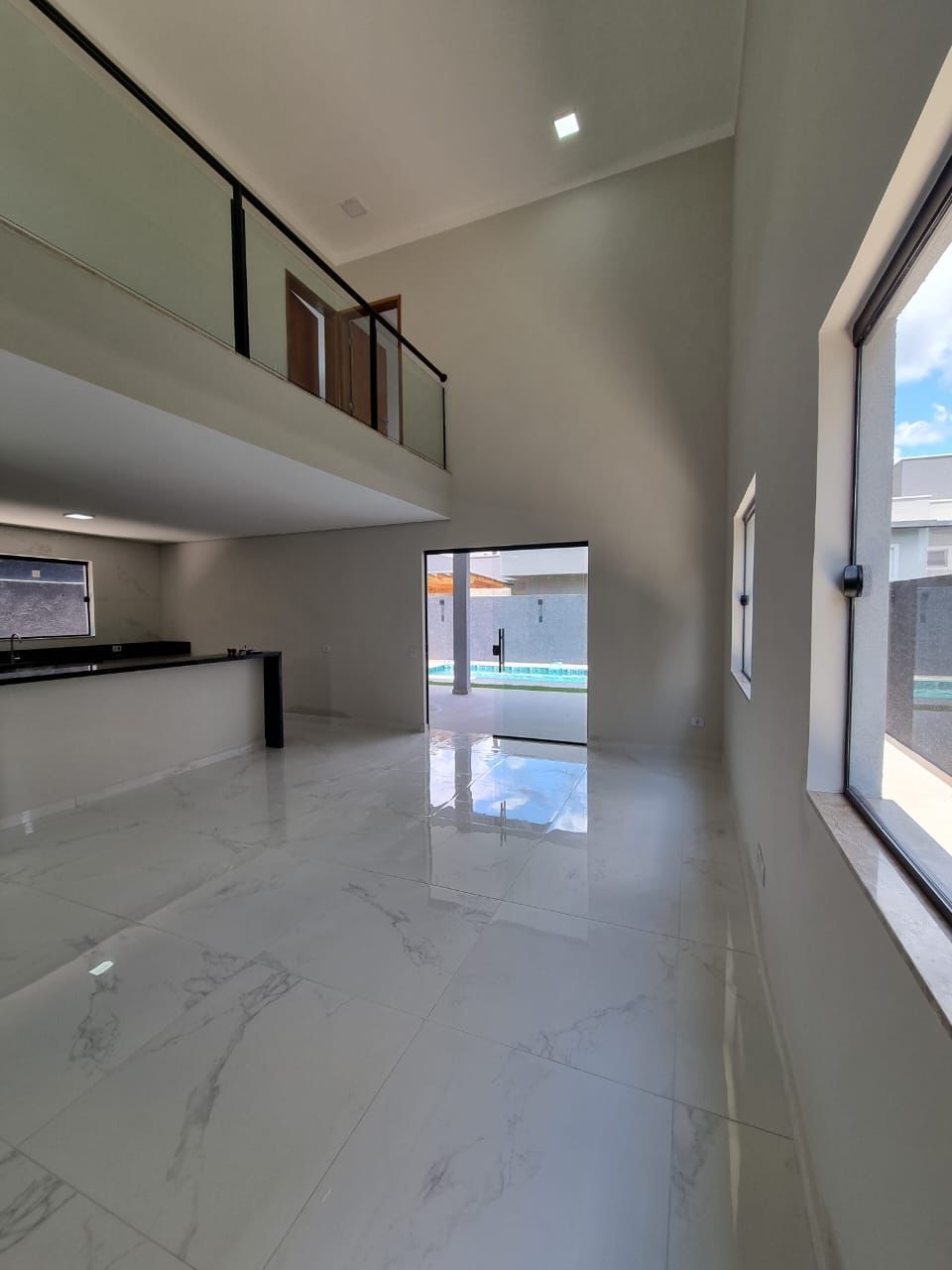 Casa de Condomínio à venda com 3 quartos, 225m² - Foto 18