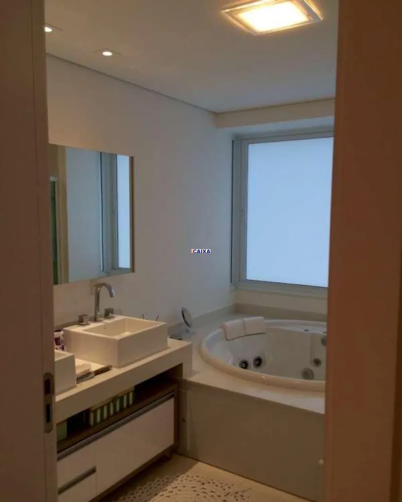 Casa, 4 quartos, 240 m² - Foto 10