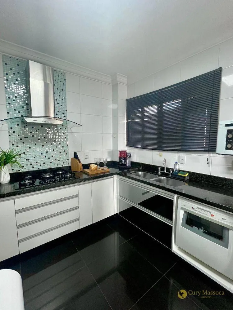 Apartamento, 3 quartos, 134 m² - Foto 2