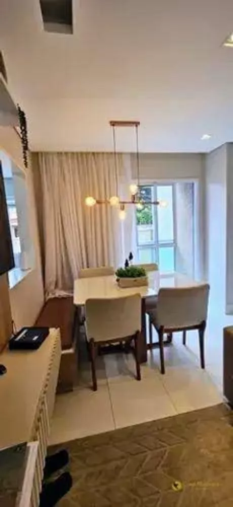 Apartamento à venda com 3 quartos, 75m² - Foto 4