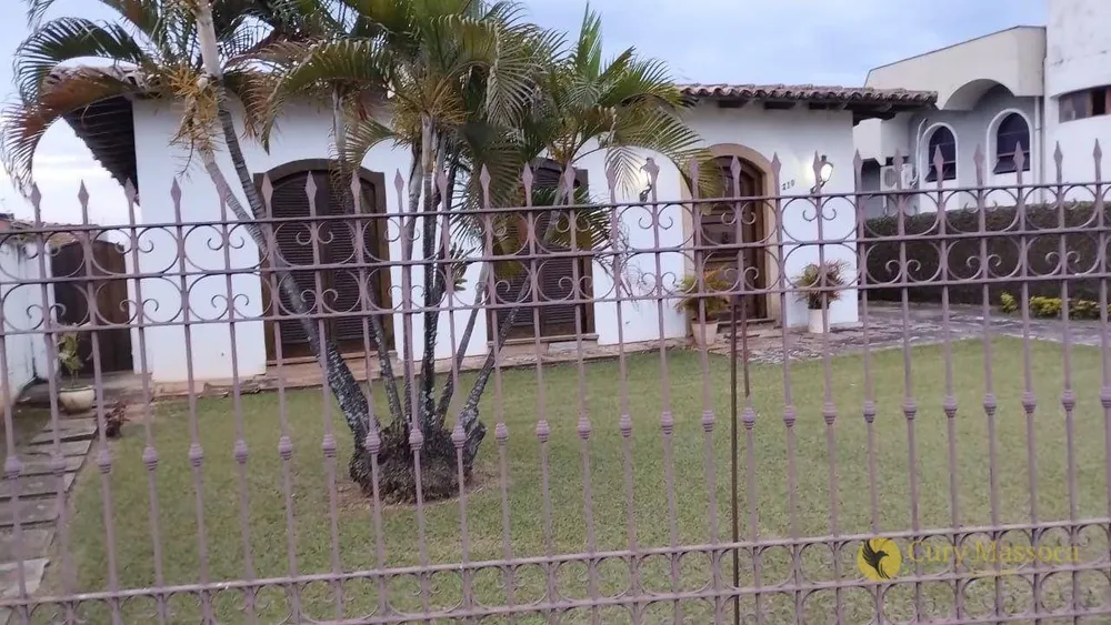 Casa, 3 quartos, 290 m² - Foto 1
