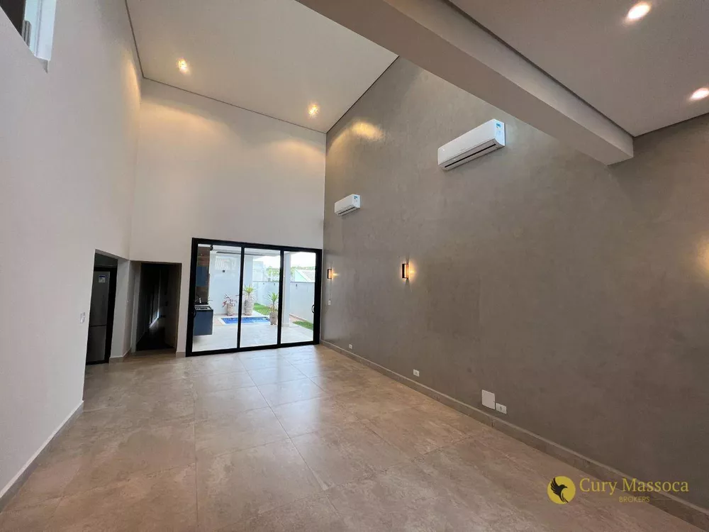 Casa de Condomínio à venda com 4 quartos, 290m² - Foto 2