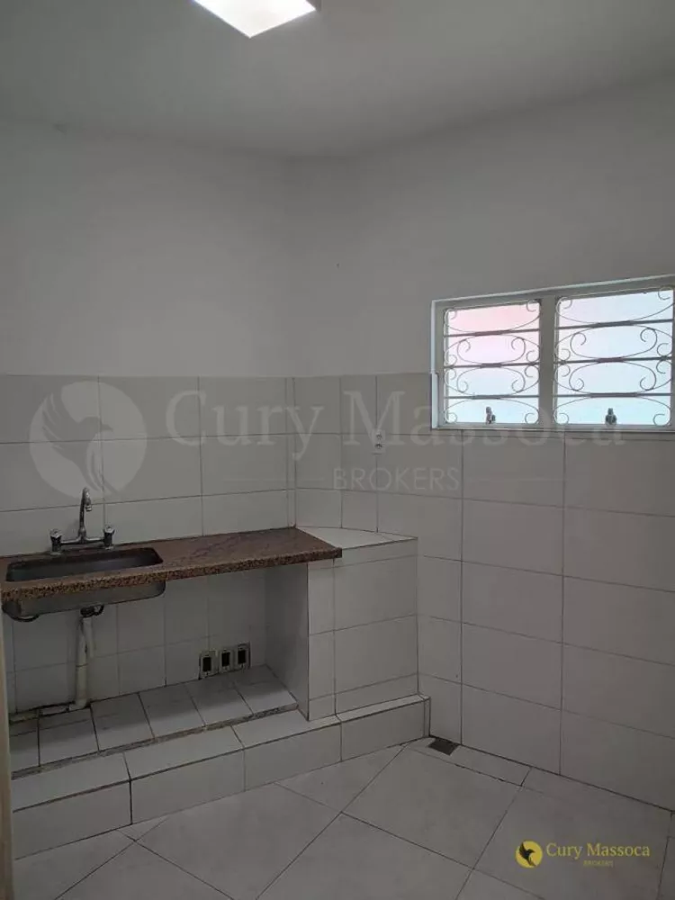 Casa à venda com 4 quartos, 240m² - Foto 10