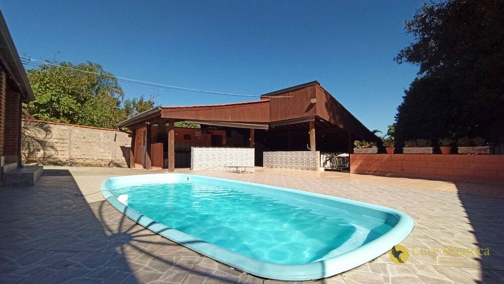 Chácara, 3 quartos, 1260 m² - Foto 1