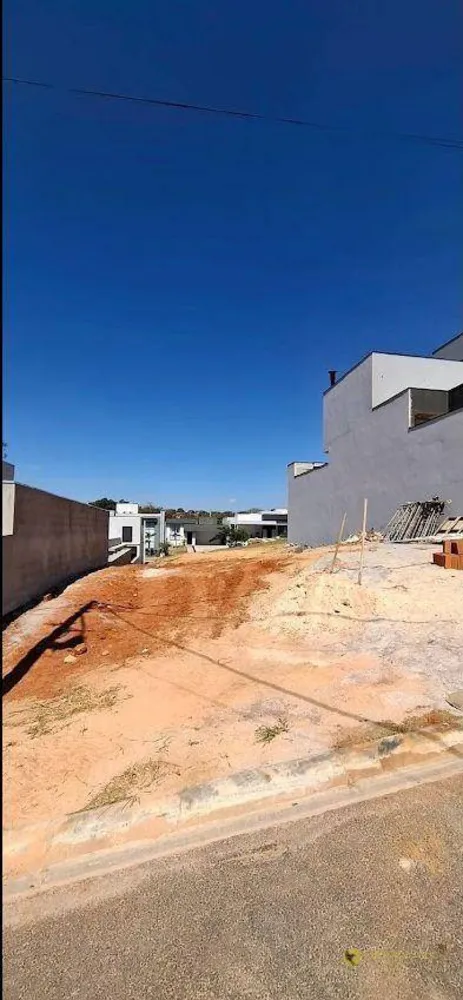 Loteamento e Condomínio, 300 m² - Foto 1