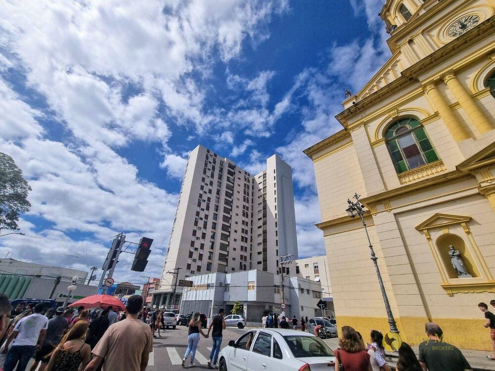 Apartamento para alugar com 3 quartos, 103m² - Foto 16
