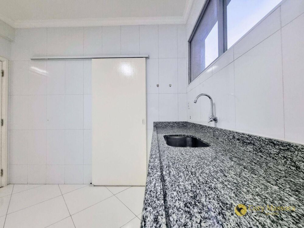 Apartamento para alugar com 3 quartos, 103m² - Foto 6