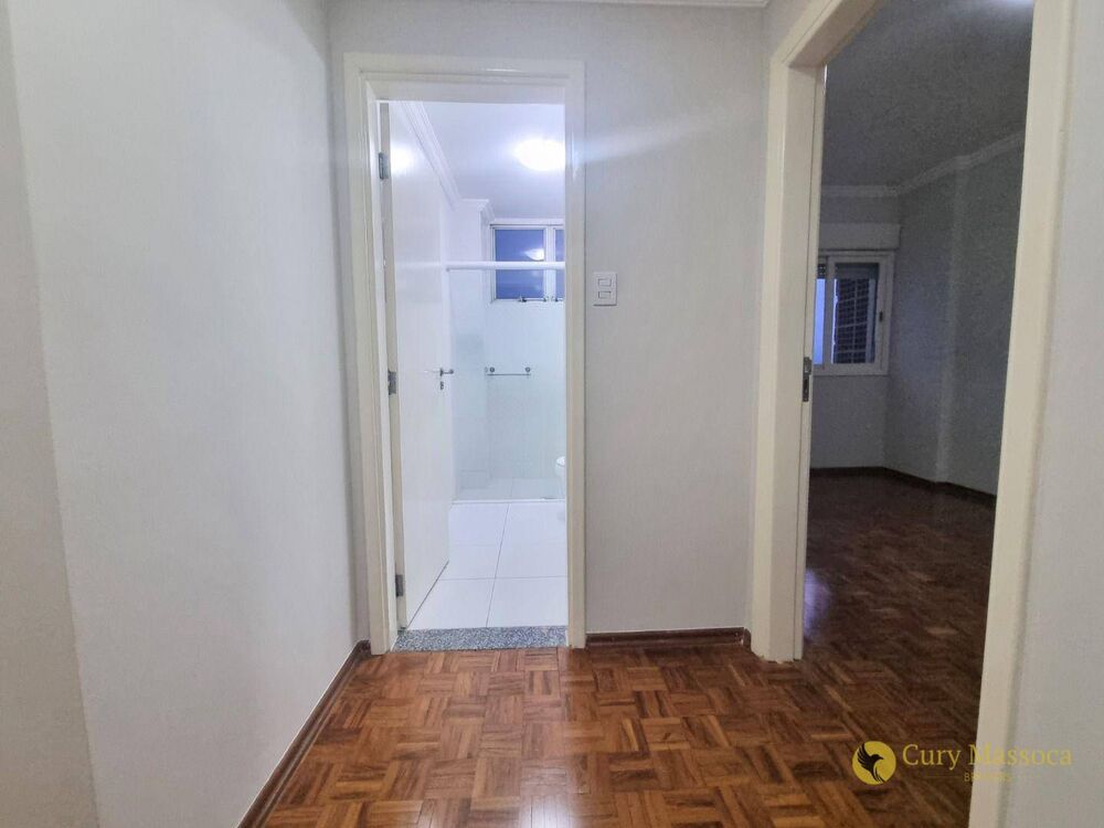 Apartamento para alugar com 3 quartos, 103m² - Foto 11