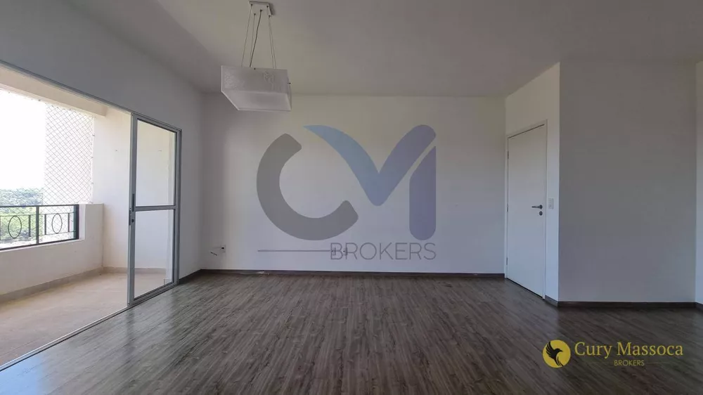 Apartamento à venda com 3 quartos, 135m² - Foto 2