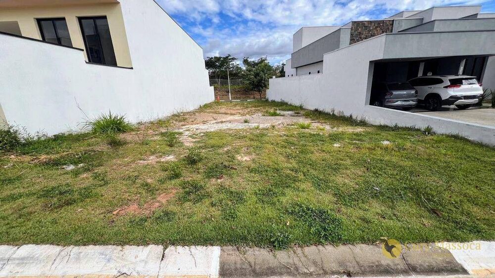 Loteamento e Condomínio, 345 m² - Foto 1