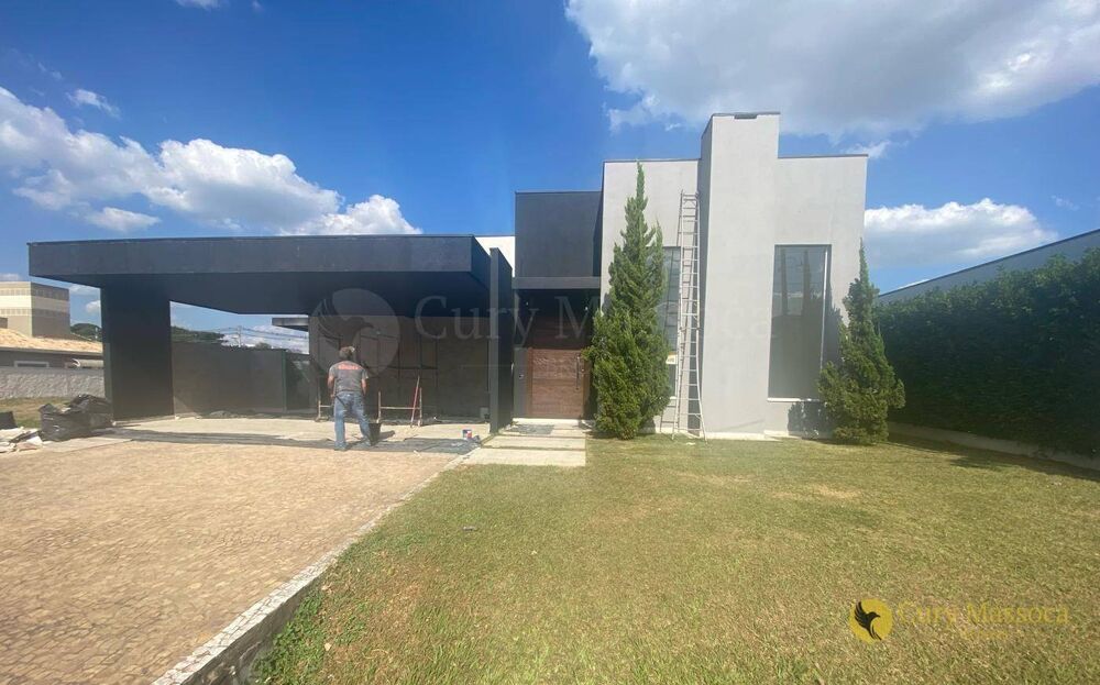 Casa de Condomínio à venda com 3 quartos, 350m² - Foto 1