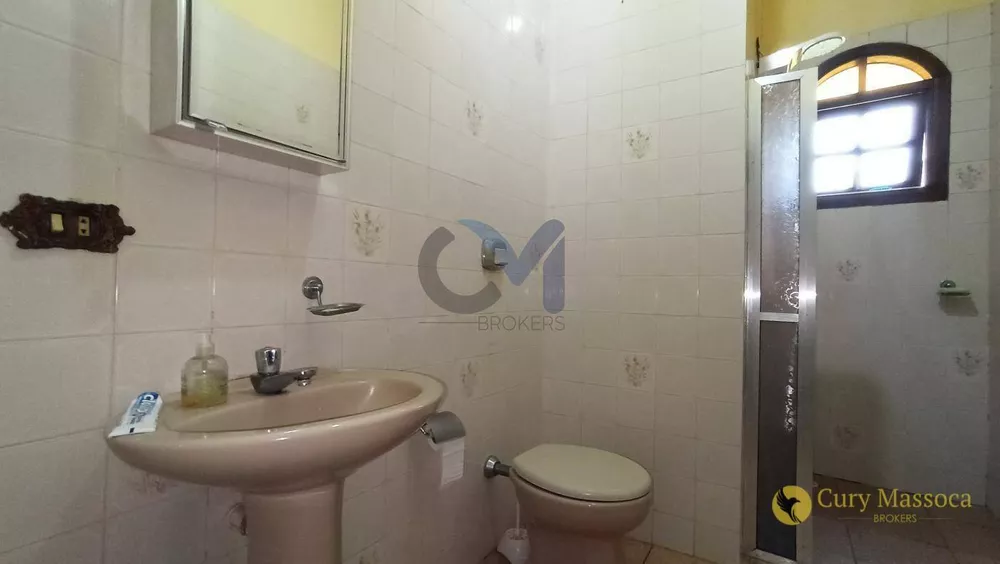 Chácara à venda com 3 quartos, 262m² - Foto 2