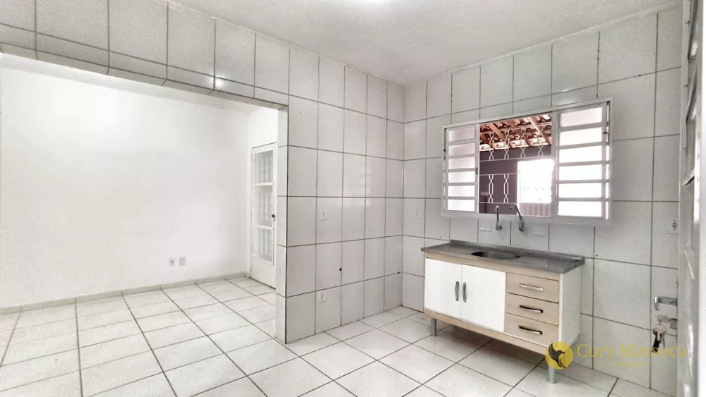 Casa para alugar com 2 quartos, 85m² - Foto 4