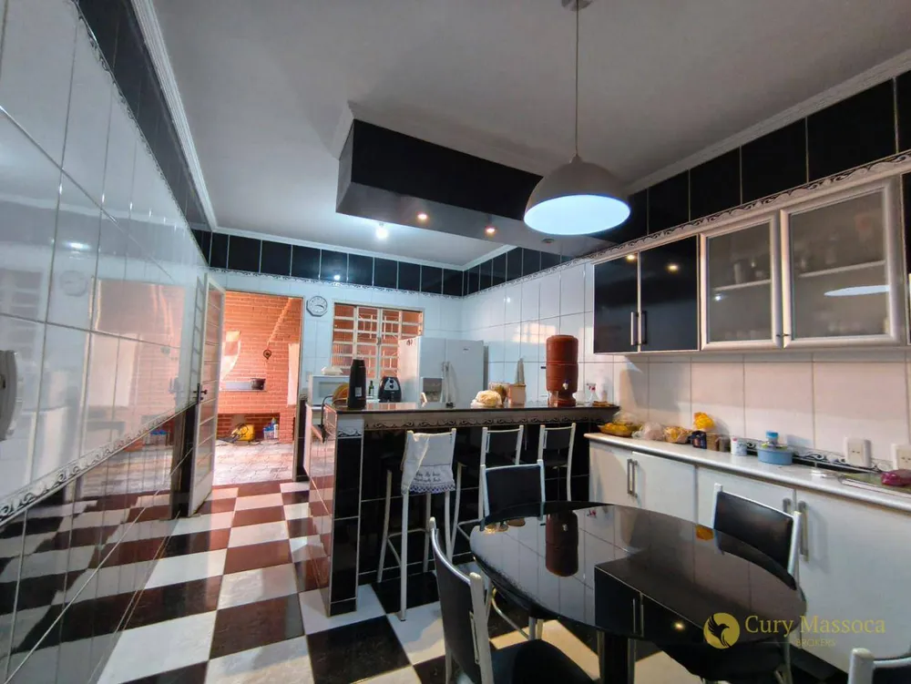Casa, 3 quartos, 141 m² - Foto 6