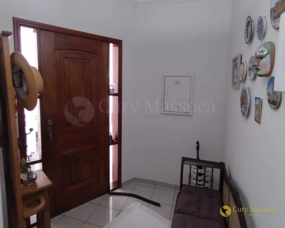 Casa à venda com 3 quartos, 194m² - Foto 4