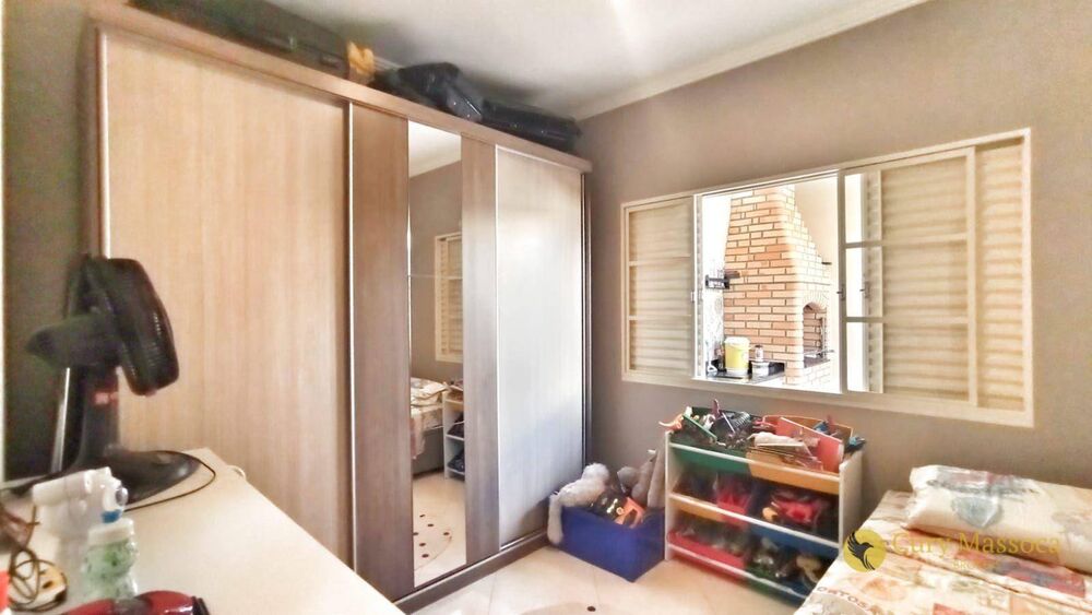 Casa à venda com 3 quartos, 95m² - Foto 2